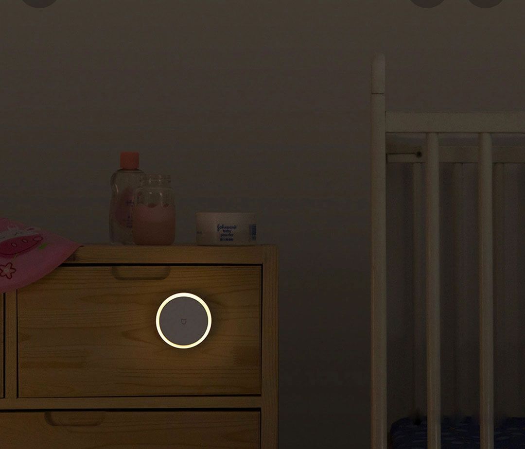 Xiaomi Mi Night Lamp подсветка ночью